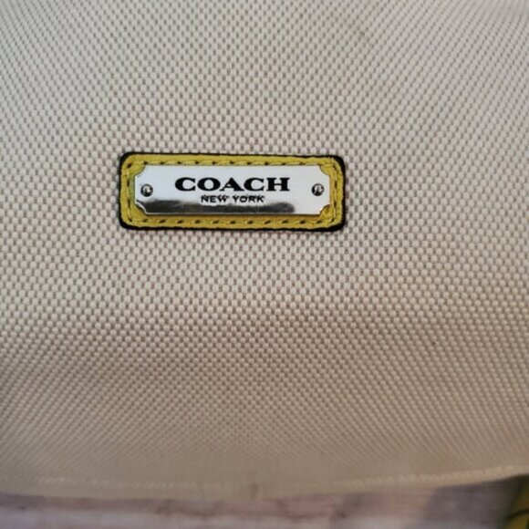 Coach Avery Canvas Drawstring Satchel Bag F28913 - Picture 3 of 15